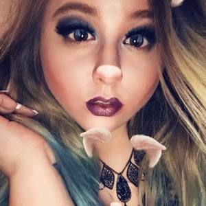 Meet your Posher, Carley